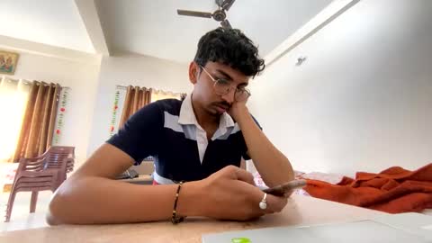 Snapshot of maskboyz2004 chatting on 4, 3, 2025 Mask Boy online show from 4, 3, 2025