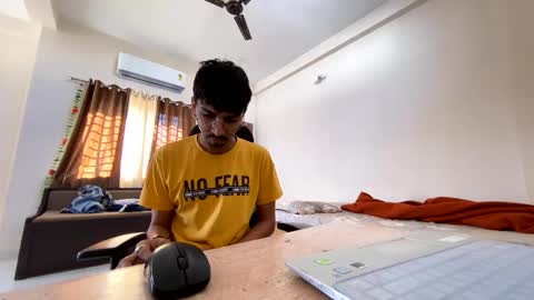 Snapshot of maskboyz2004 chatting on 6, 3, 2025 Mask Boy online show from 6, 3, 2025