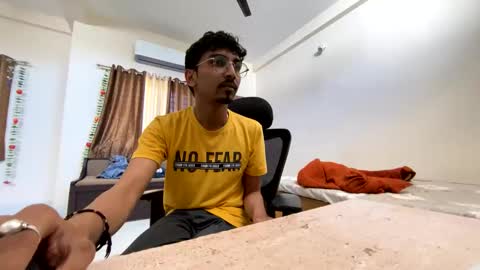 Snapshot of maskboyz2004 chatting on 6, 3, 2025 Mask Boy online show from 6, 3, 2025