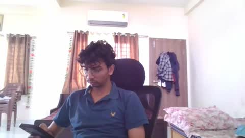 Snapshot of maskboyz2004 chatting on 16, 9, 2025 Mask Boy online show from 16, 9, 2025