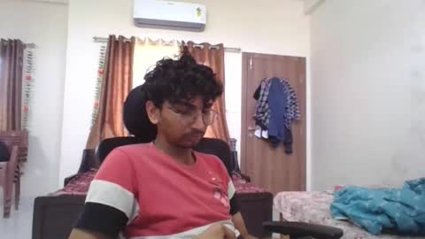 Snapshot of maskboyz2004 chatting on 21, 9, 2025 Mask Boy online show from 21, 9, 2025