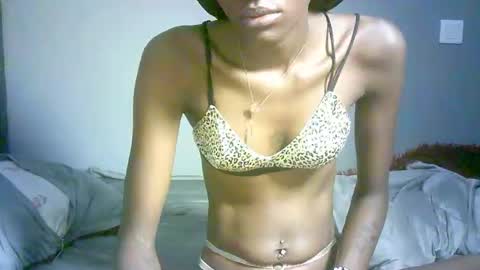 maskgang001 online show from 4, 2, 2026