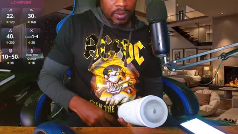 Maskmind online show from 7, 2, 2025