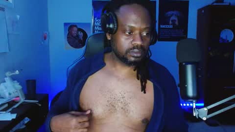 Maskmind online show from 10, 3, 2025