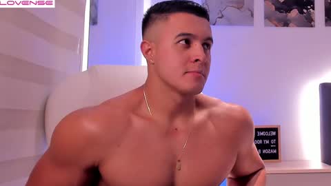 Mason Bennet online show from 21, 2, 2025