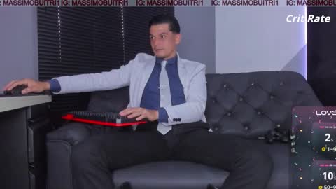 I am Massimo online show from 16, 11, 2025