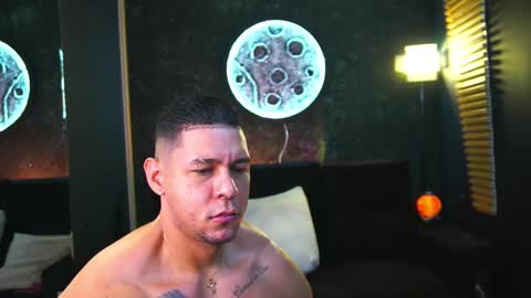 Snapshot of massimowalton2 chatting on 23, 2, 2025 massimowalton2 online show from 23, 2, 2025