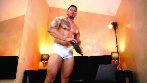 Snapshot of massimowalton2 chatting on 18, 4, 2026 massimowalton2 online show from 18, 4, 2026