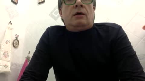 Snapshot of massimoxsempre chatting on 10, 12, 2024 massimoxsempre online show from 10, 12, 2024