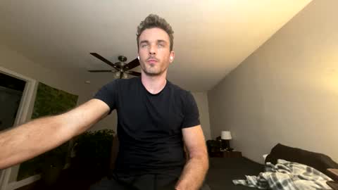 Snapshot of master_louie chatting on 25, 12, 2024 muskyjockdick online show from 25, 12, 2024