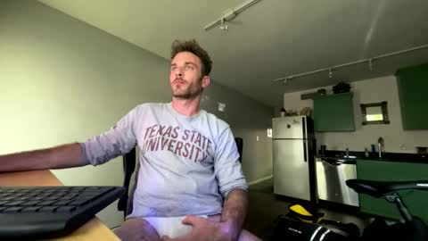 Snapshot of master_louie chatting on 2, 11, 2025 muskyjockdick online show from 2, 11, 2025