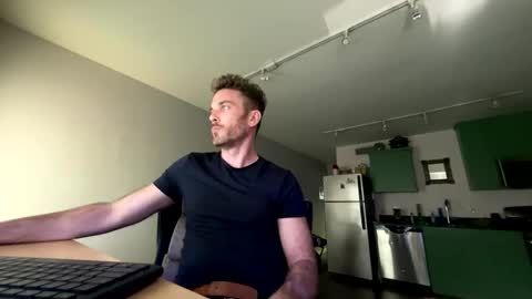 Snapshot of master_louie chatting on 3, 11, 2025 muskyjockdick online show from 3, 11, 2025