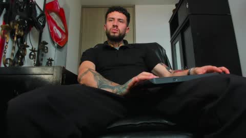 steven  online show from 30, 1, 2025