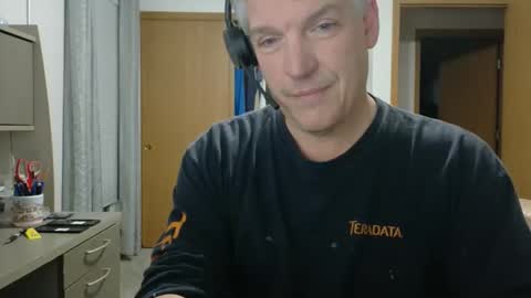 Snapshot of master_thorn chatting on 1, 12, 2025 Master Thorn online show from 1, 12, 2025