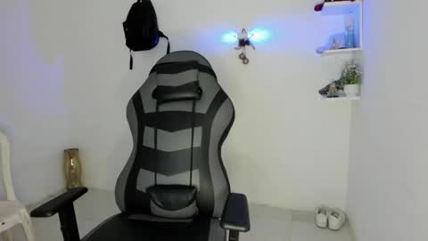 Alpha junior online show from 3, 12, 2025