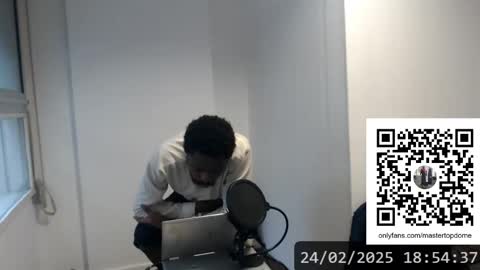 Masterdomfuck online show from 24, 2, 2025