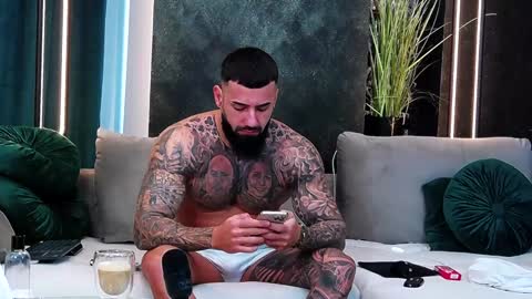 masterkingofmuscle online show from 24, 1, 2025