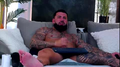 masterkingofmuscle online show from 10, 10, 2025