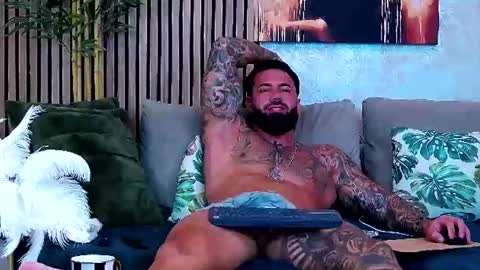Snapshot of masterkingofmuscle chatting on 29, 6, 2026 masterkingofmuscle online show from 29, 6, 2026