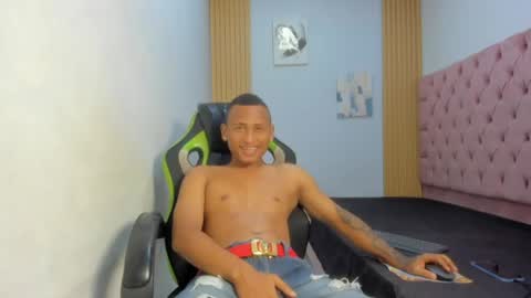 mastermorenohot23 online show from 1, 5, 2026