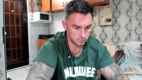 Snapshot of mastermusclejon chatting on 11, 9, 2025 Jon online show from 11, 9, 2025