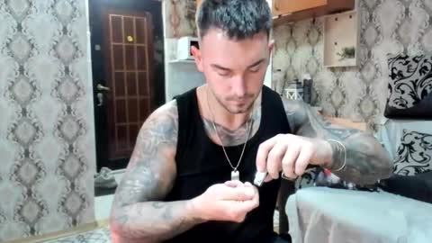 Snapshot of mastermusclejon chatting on 11, 10, 2025 Jon online show from 11, 10, 2025