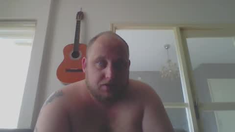 mastrubeertje1988 online show from 2, 10, 2025