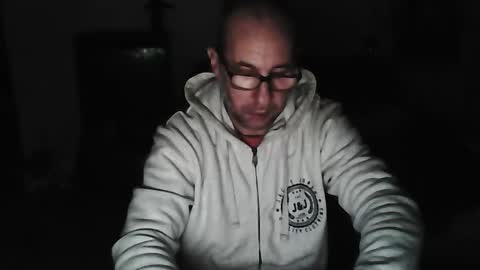 mat11efou online show from 11, 1, 2025