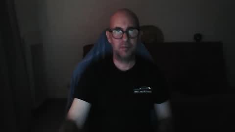 mat11efou online show from 30, 9, 2025