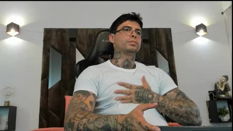 mateo_dilucajs1 online show from 31, 10, 2025