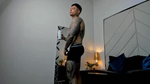 mateo_dilucajs1 online show from 7, 1, 2026