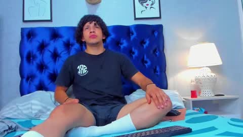 MATEO KING online show from 12, 3, 2025