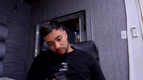 Mathews online show from 28, 10, 2025