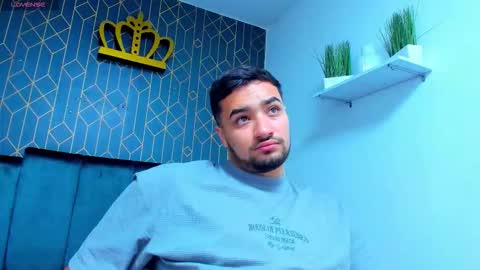 Mathews online show from 7, 11, 2025