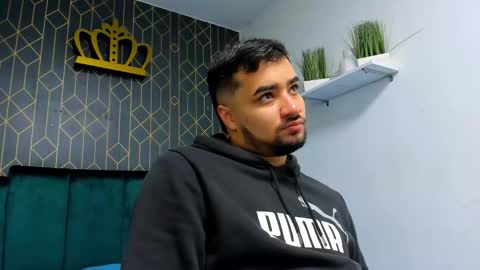 Mathews online show from 18, 11, 2025