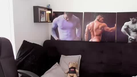 Marck Mathews online show from 21, 11, 2025