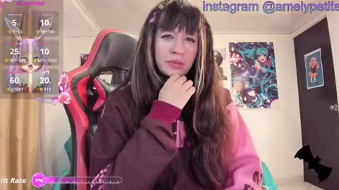 Snapshot of mathildalapetite chatting on 9, 11, 2025 Mathilda Lapetite online show from 9, 11, 2025