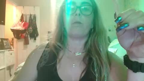 Snapshot of mathislauraashley2023 chatting on 29, 5, 2026 mathislauraashley2023 online show from 29, 5, 2026