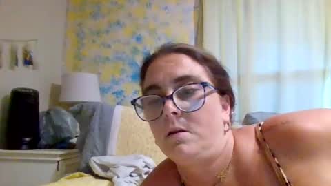 Snapshot of mathislauraashley2023 chatting on 23, 6, 2026 mathislauraashley2023 online show from 23, 6, 2026