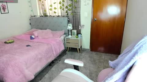 Snapshot of matilde27 chatting on 19, 4, 2026 Daniela online show from 19, 4, 2026