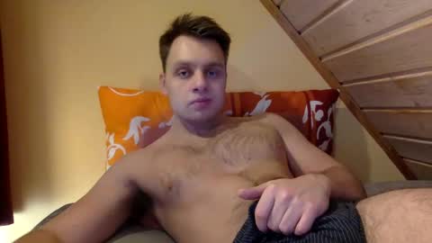 Snapshot of matko1492 chatting on 14, 12, 2024 matko1492 online show from 14, 12, 2024