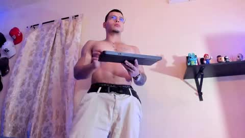 Snapshot of matt_your_master_ chatting on 14, 10, 2025 Matt online show from 14, 10, 2025