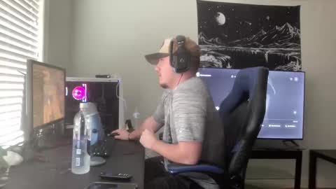 MattDawg13 online show from 25, 3, 2026