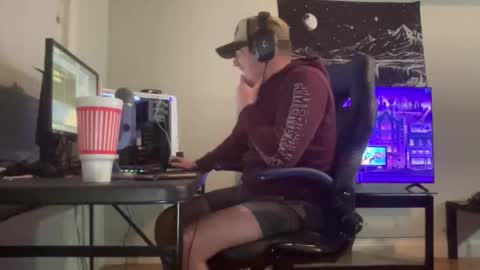 MattDawg13 online show from 7, 4, 2026