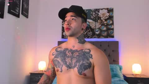 Matthew INDEPENDENT MODEL online show from 25, 6, 2026