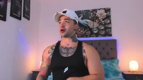 Matthew INDEPENDENT MODEL online show from 8, 7, 2026