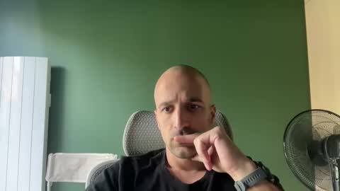 Snapshot of matthias24 chatting on 12, 9, 2025 M online show from 12, 9, 2025