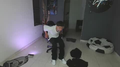 mattias     online show from 6, 2, 2025