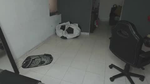 mattias     online show from 12, 2, 2025