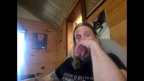 Snapshot of mattman82666 chatting on 5, 1, 2025 mattman82666 online show from 5, 1, 2025